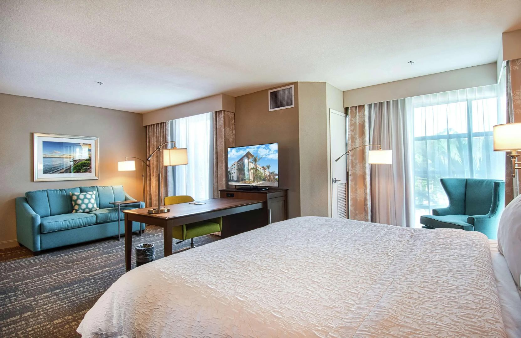 Hampton Inn & Suites Mission Viejo