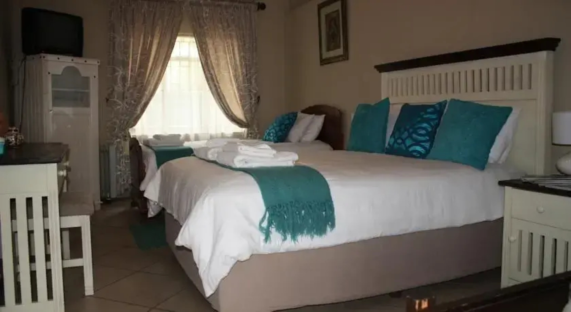 Big Tree Guesthouse & BB