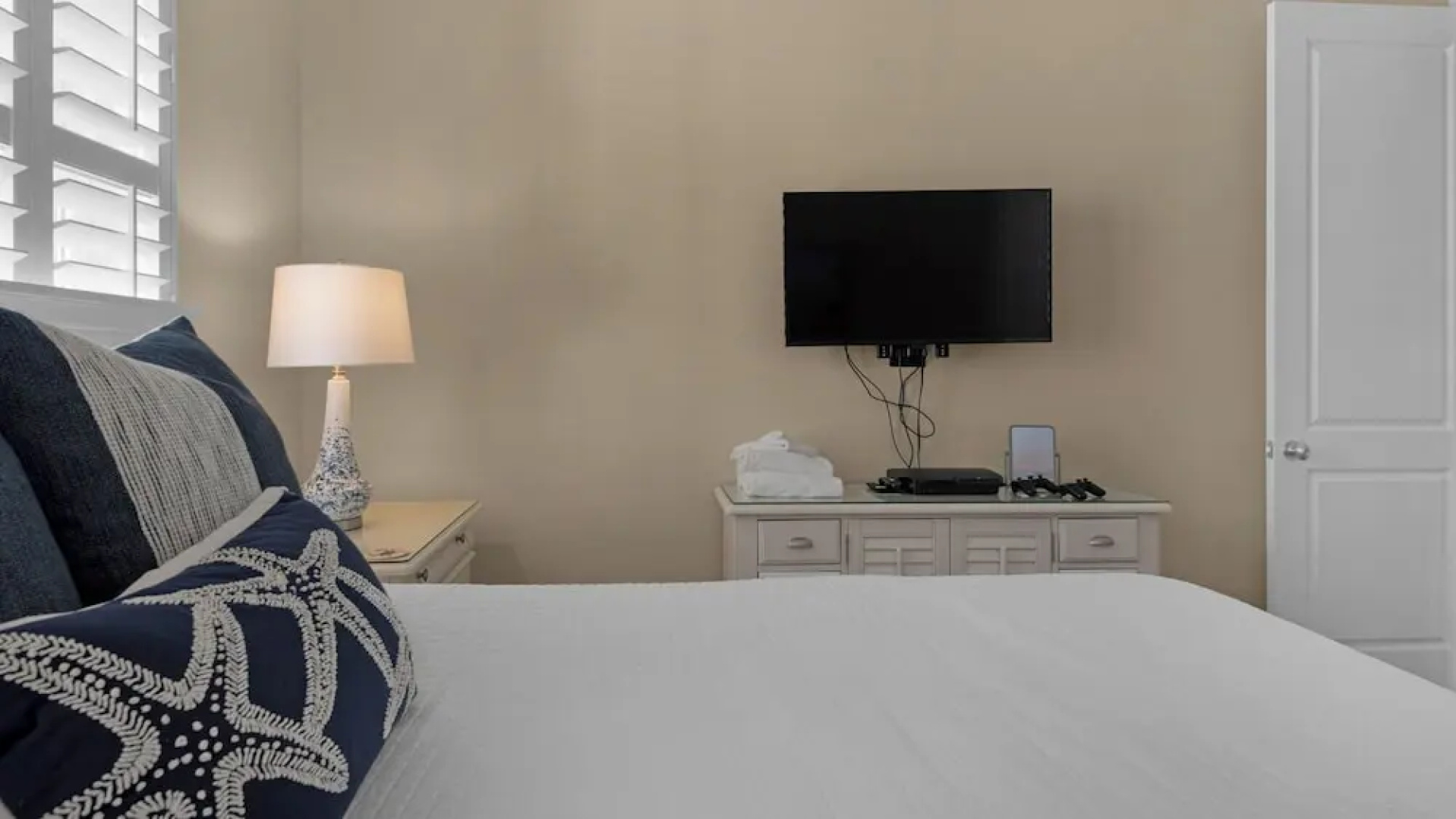 6br/5.5ba ~ Sleeps 20 ~ Perfect for Family Gateway!