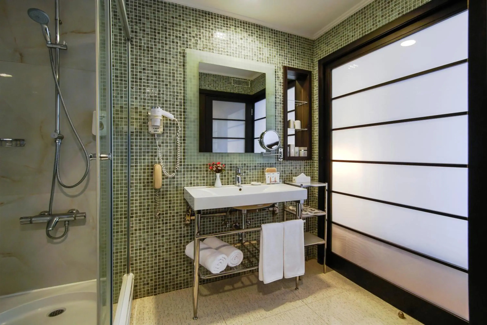 Limak Lara De Luxe Hotel and Resort