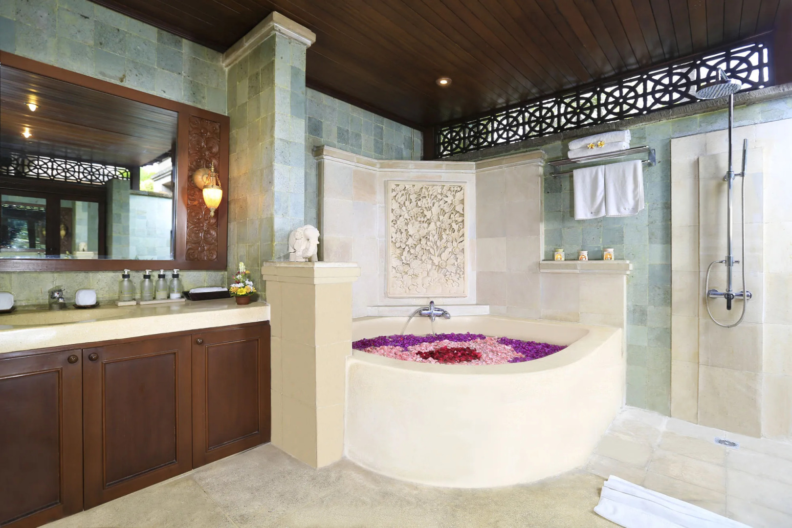 The Citta Luxury Residence