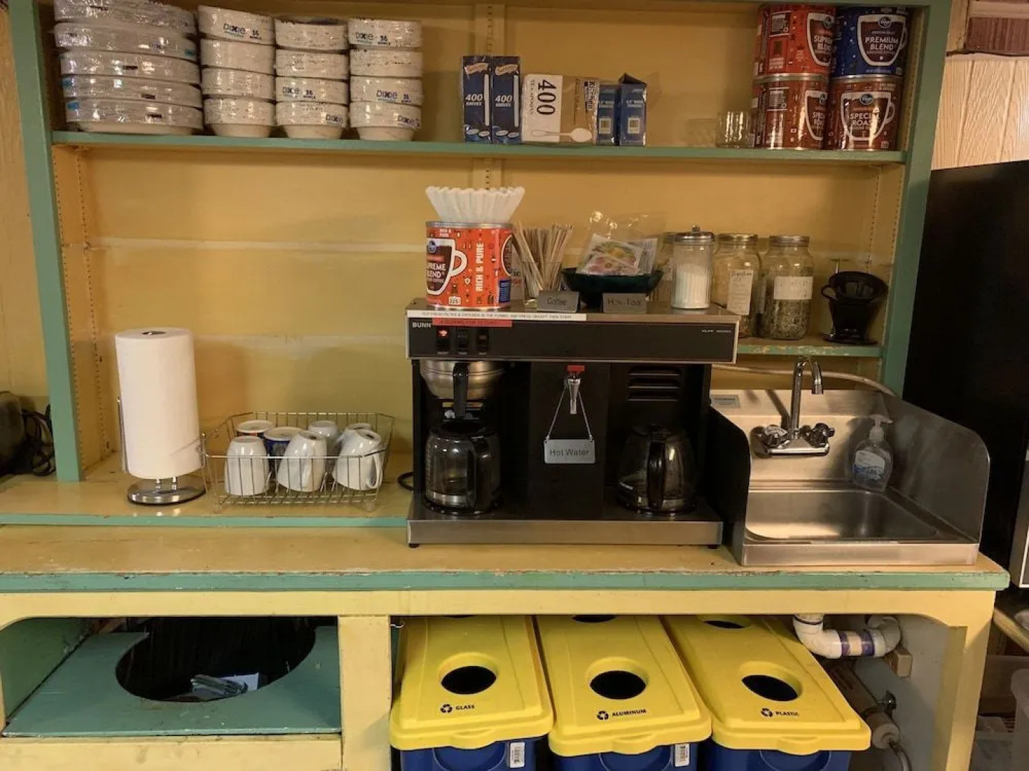 SnowMansion Taos Adventure Lodge