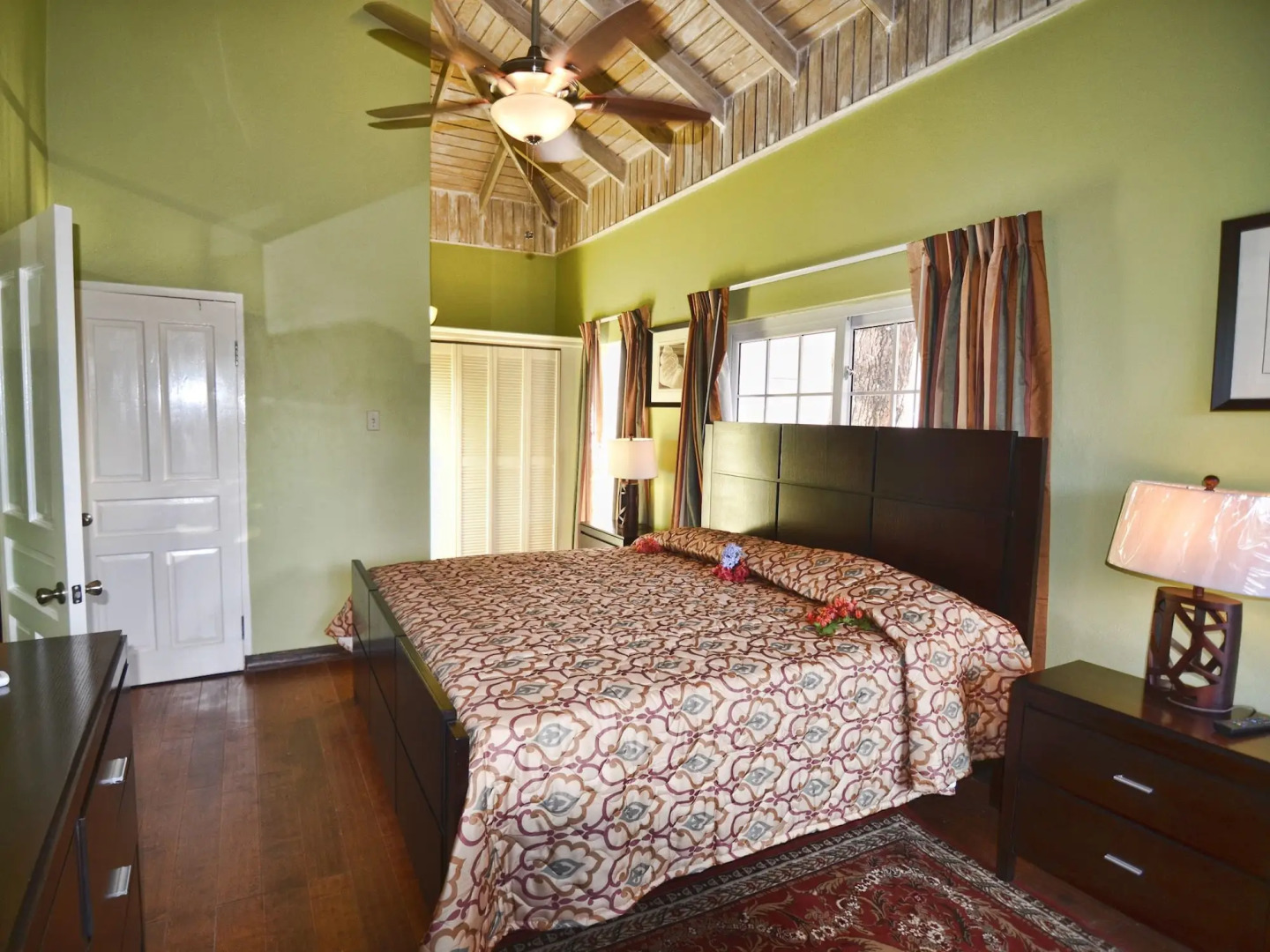 Tropical Lagoon Resort