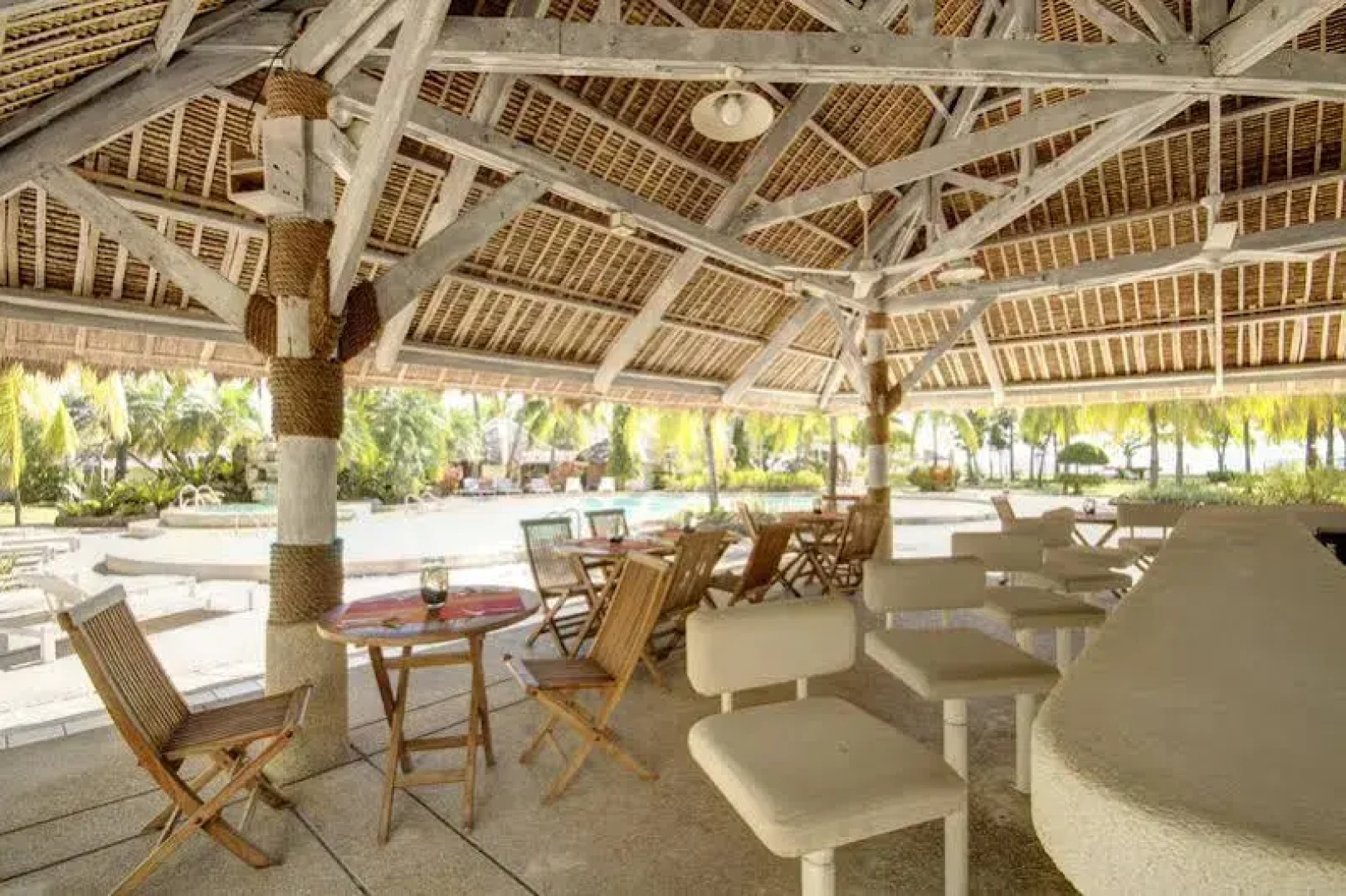 Sta. Monica Beach Club