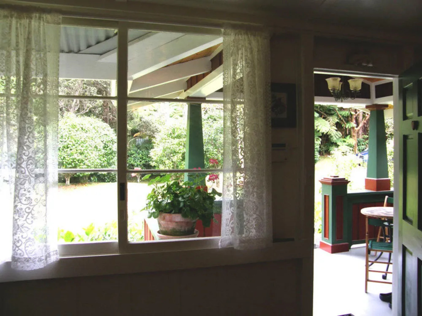 Volcano Teapot Cottage