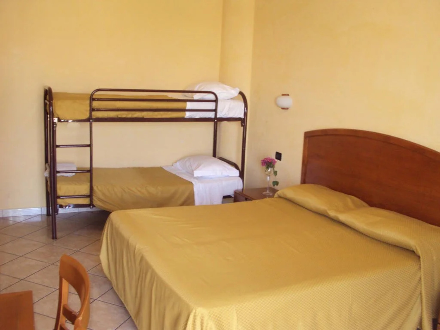 Hotel Ristorante Montuori