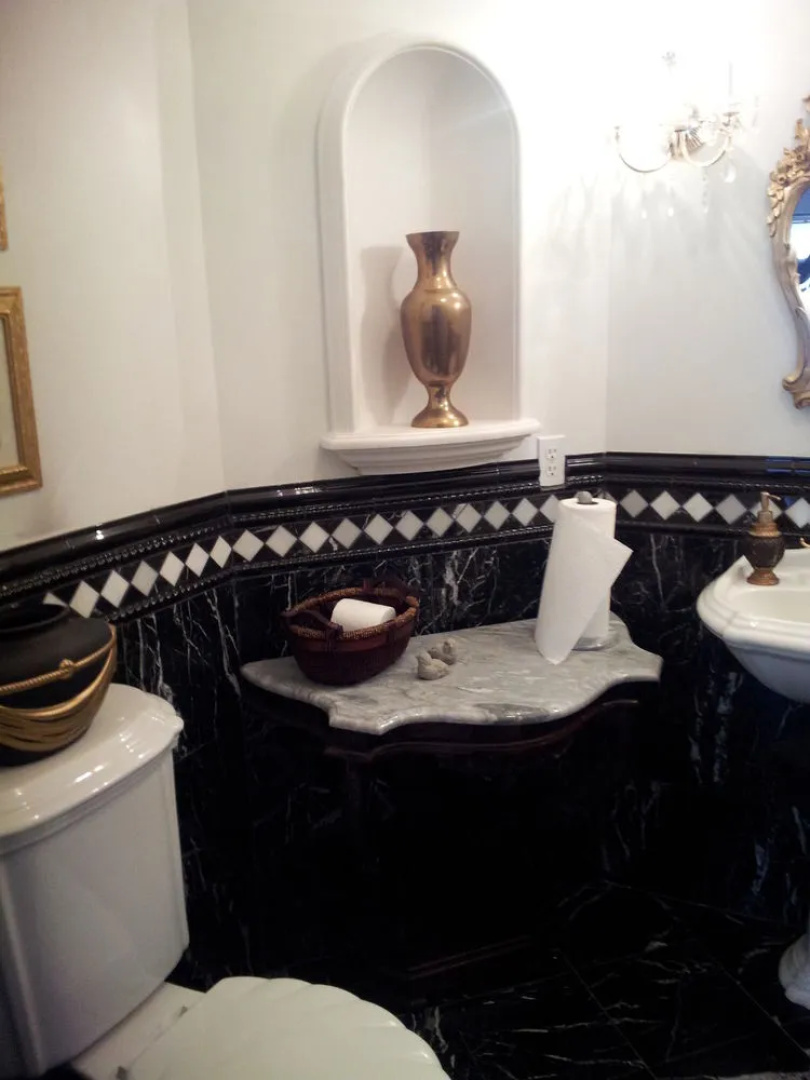 Rosewood Manor Bed & Breakfast