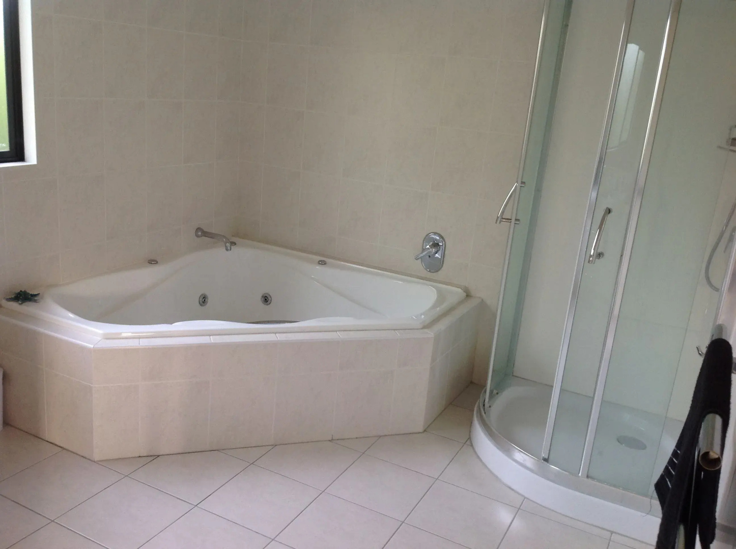 Howick Luxury Large Home