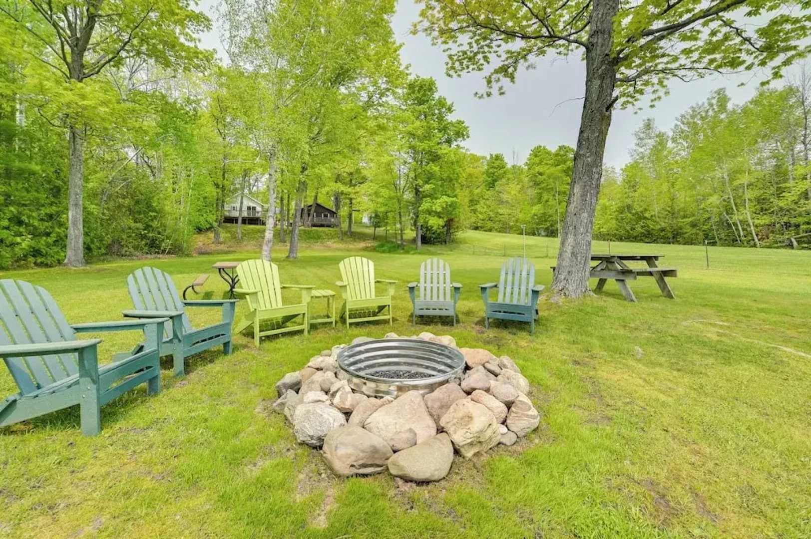 Cozy Carp Lake Cottage w/ Dock, Kayaks & Fire Pit