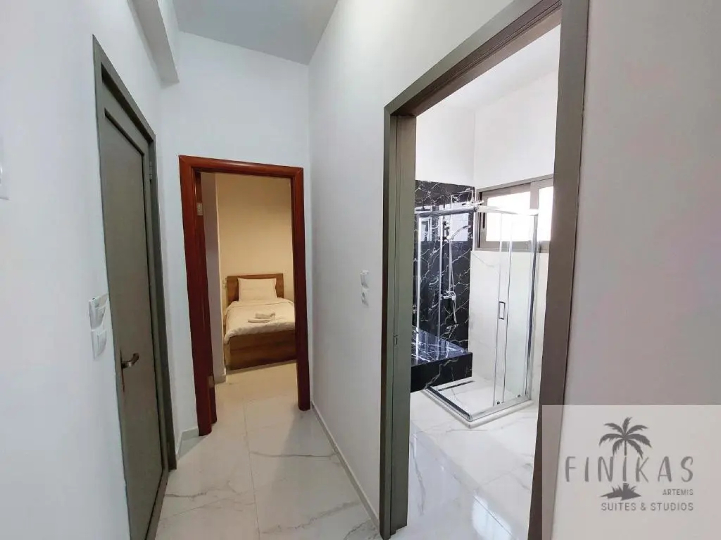 Finikas Suites & Apartments Airport