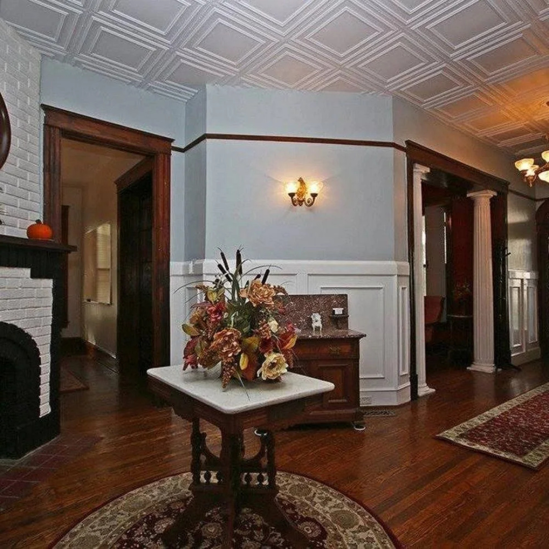 Huntington House