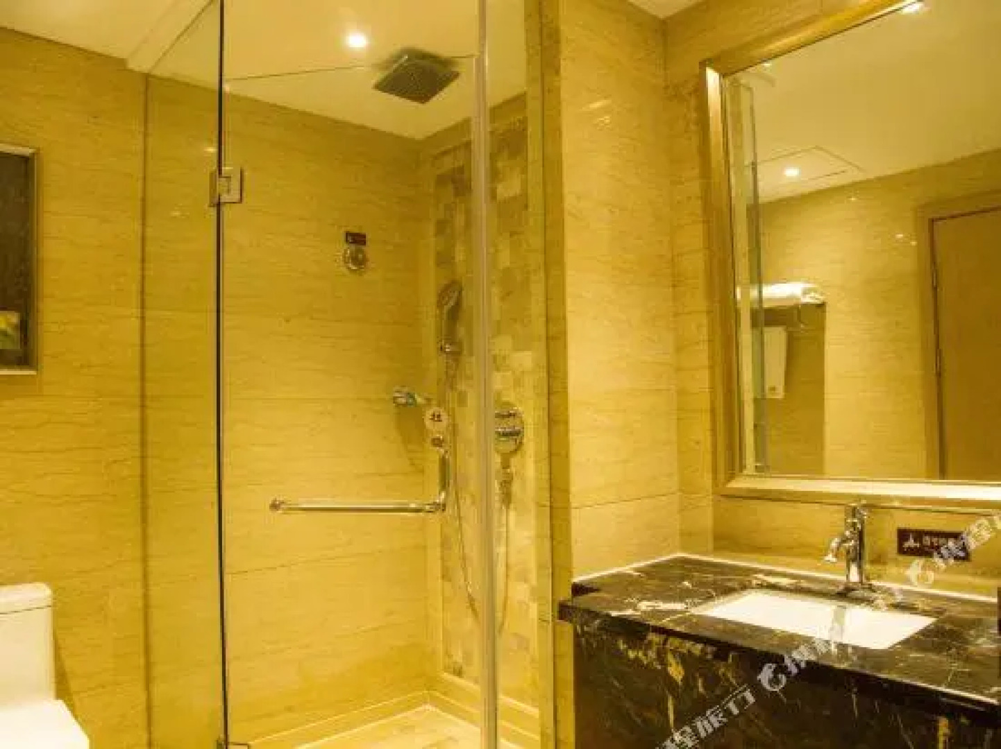 Falaide International Hotel