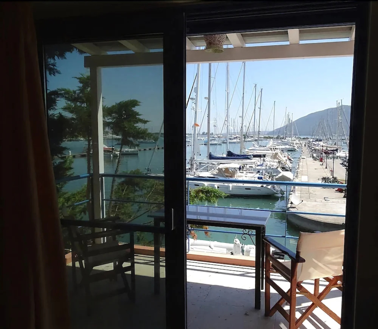 Ianos Hotel