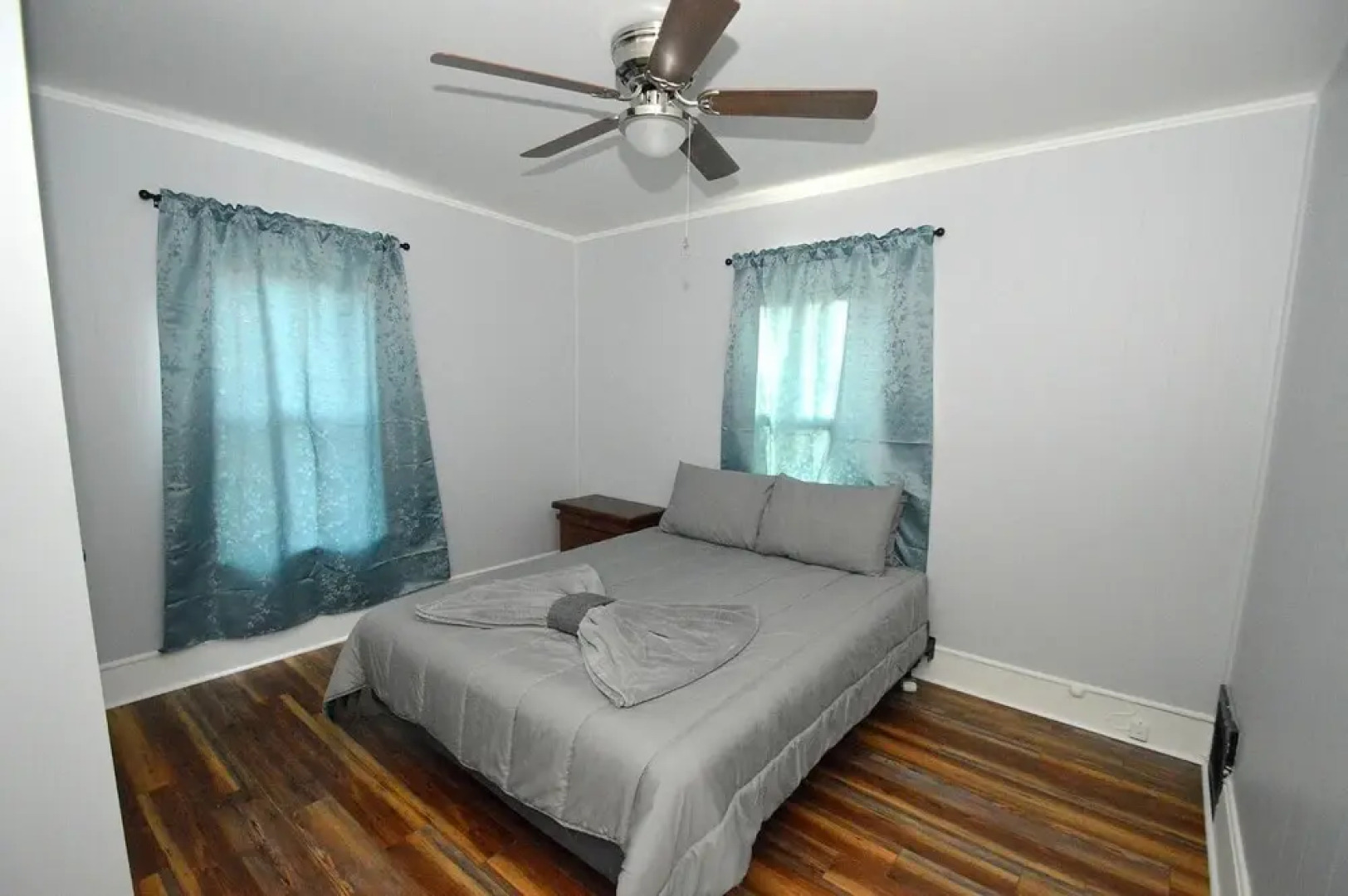 Broadway Cottage - Convenient Location!