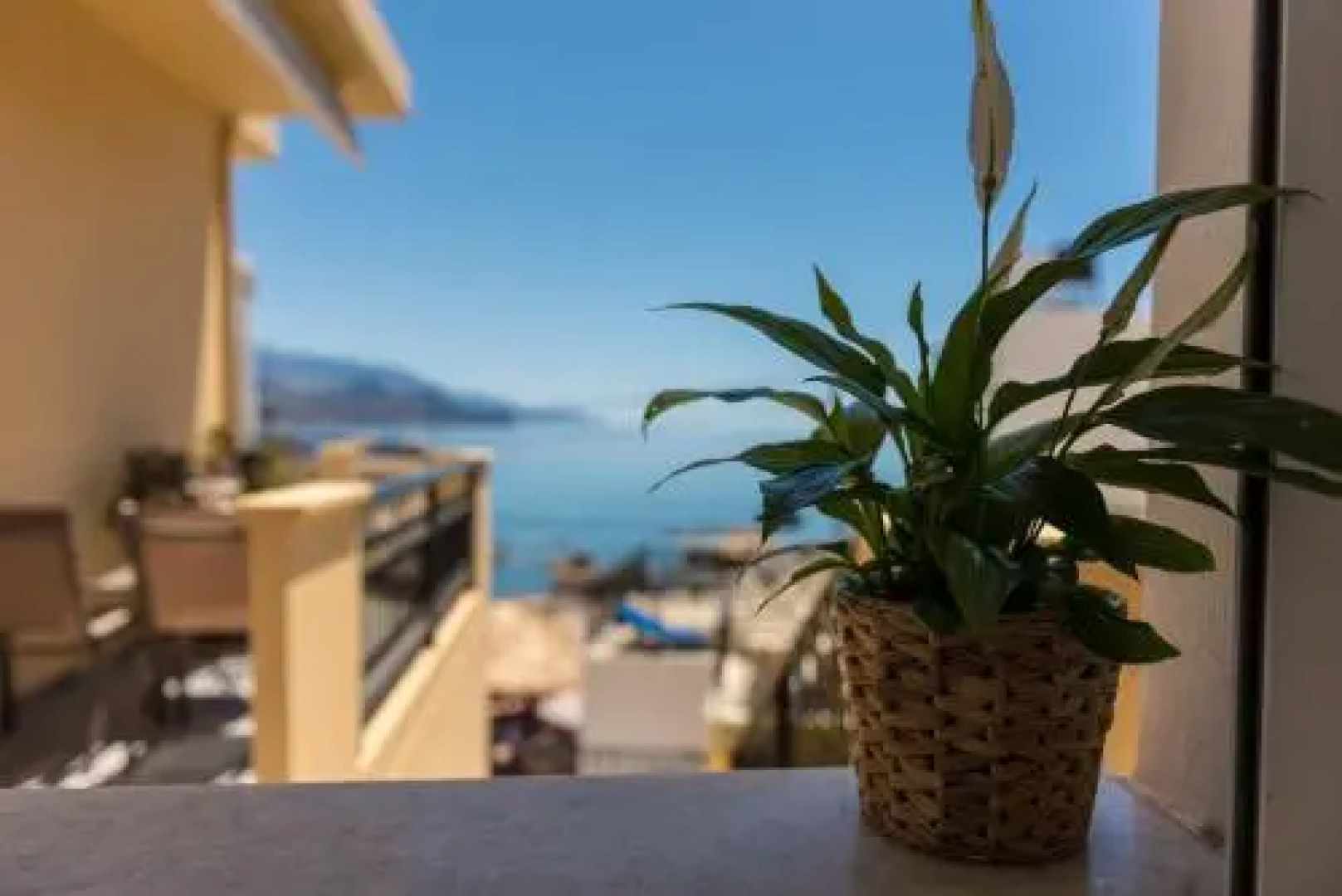 Harbour Studios And Apartments