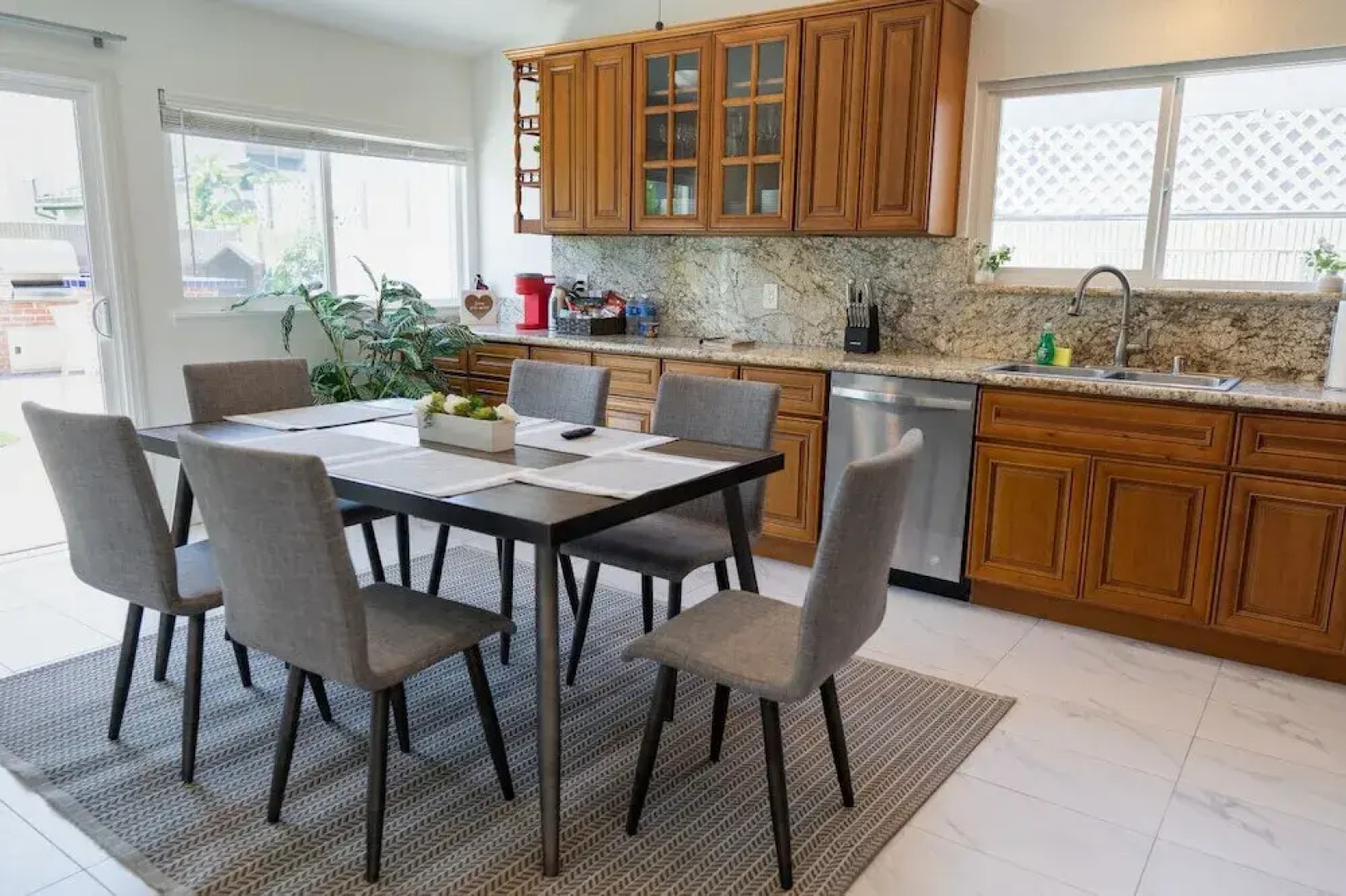 Spacious 4-bedroom Home With Large Yard AND Garage Near Knott S Berry Farm p67