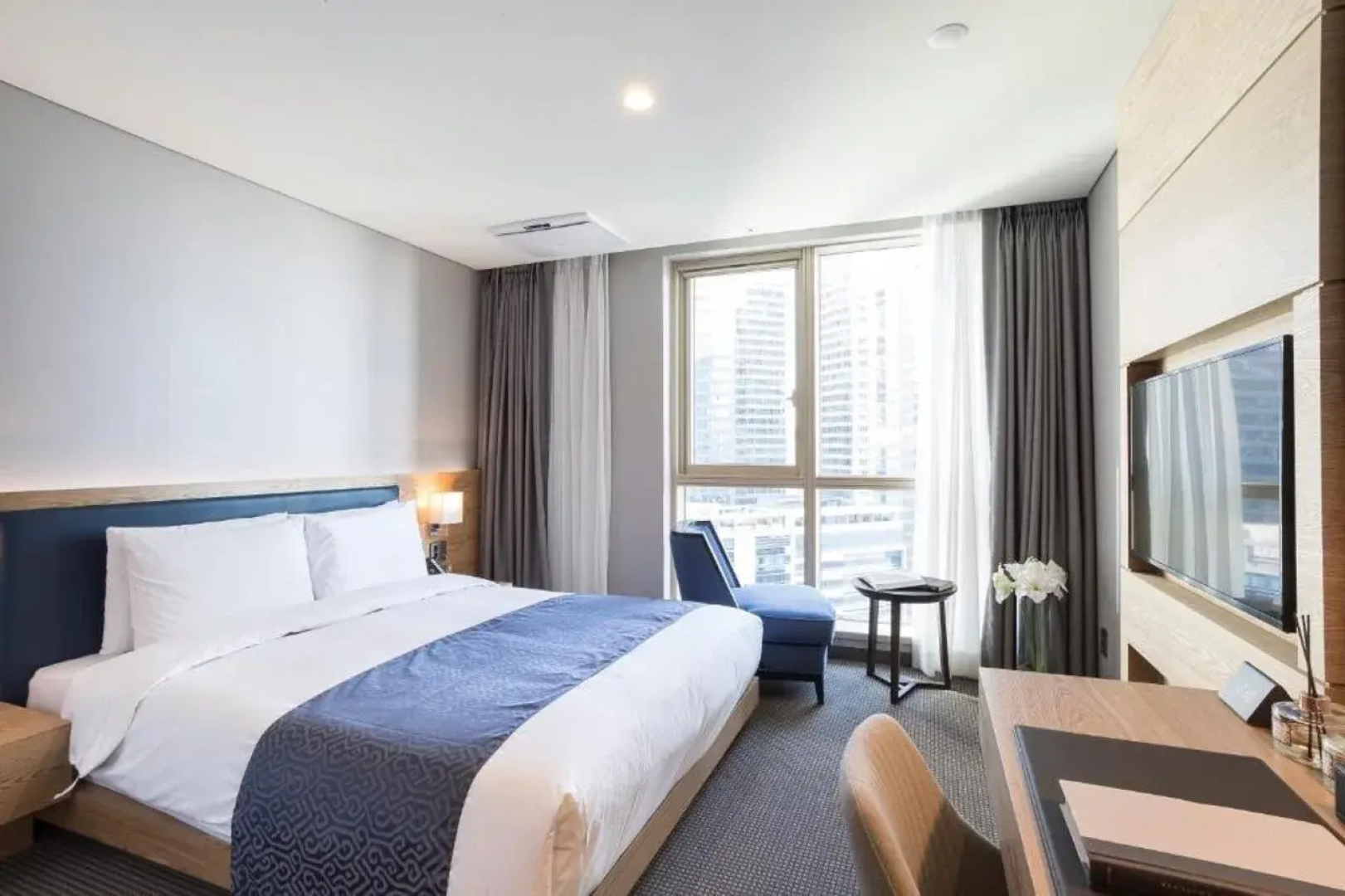 Centum Premier Hotel