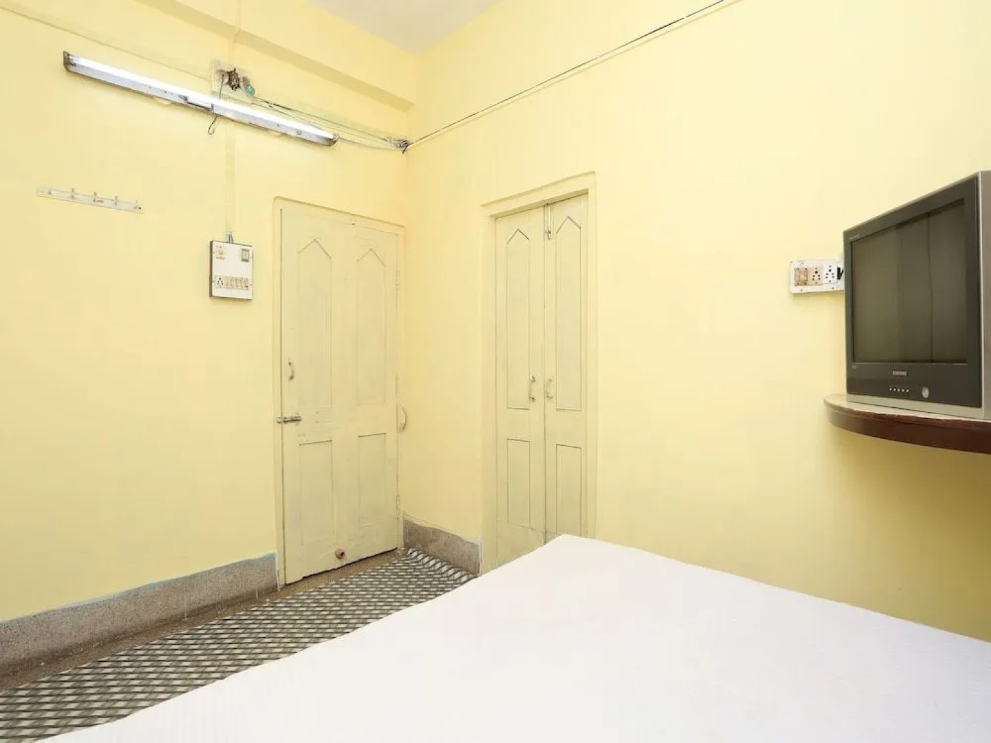 SPOT ON 40303 Hotel Surya