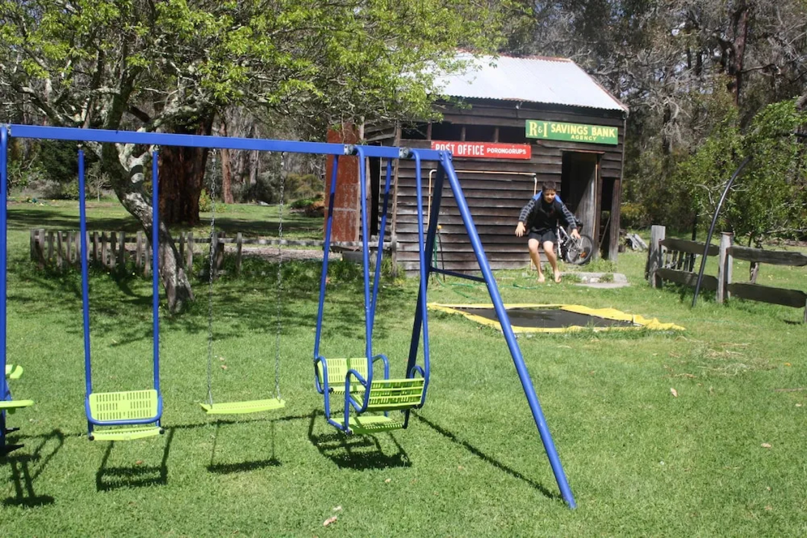 Porongurup Village Inn Cottages