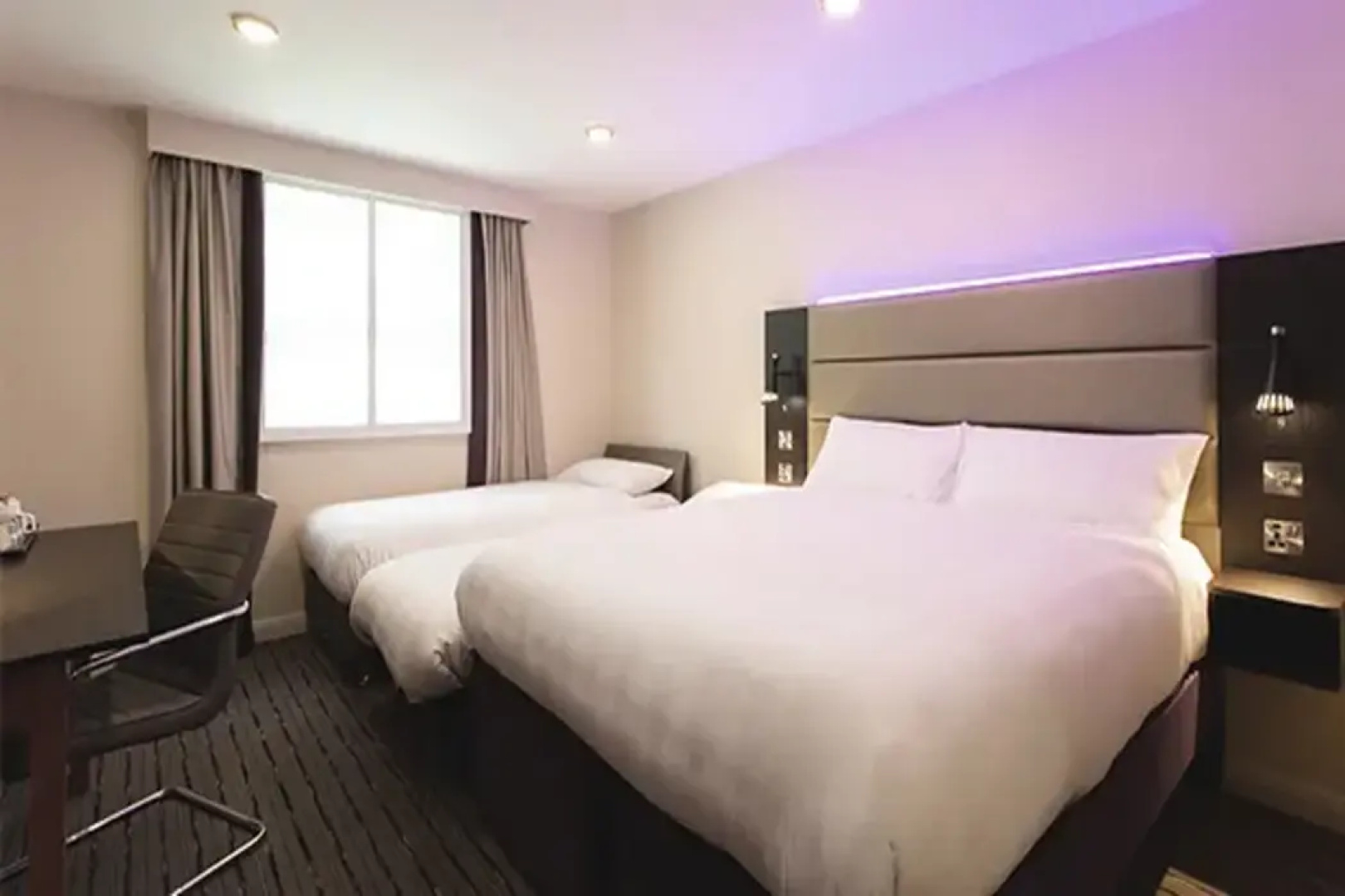 Premier Inn Gatwick Crawley - Goff's Park