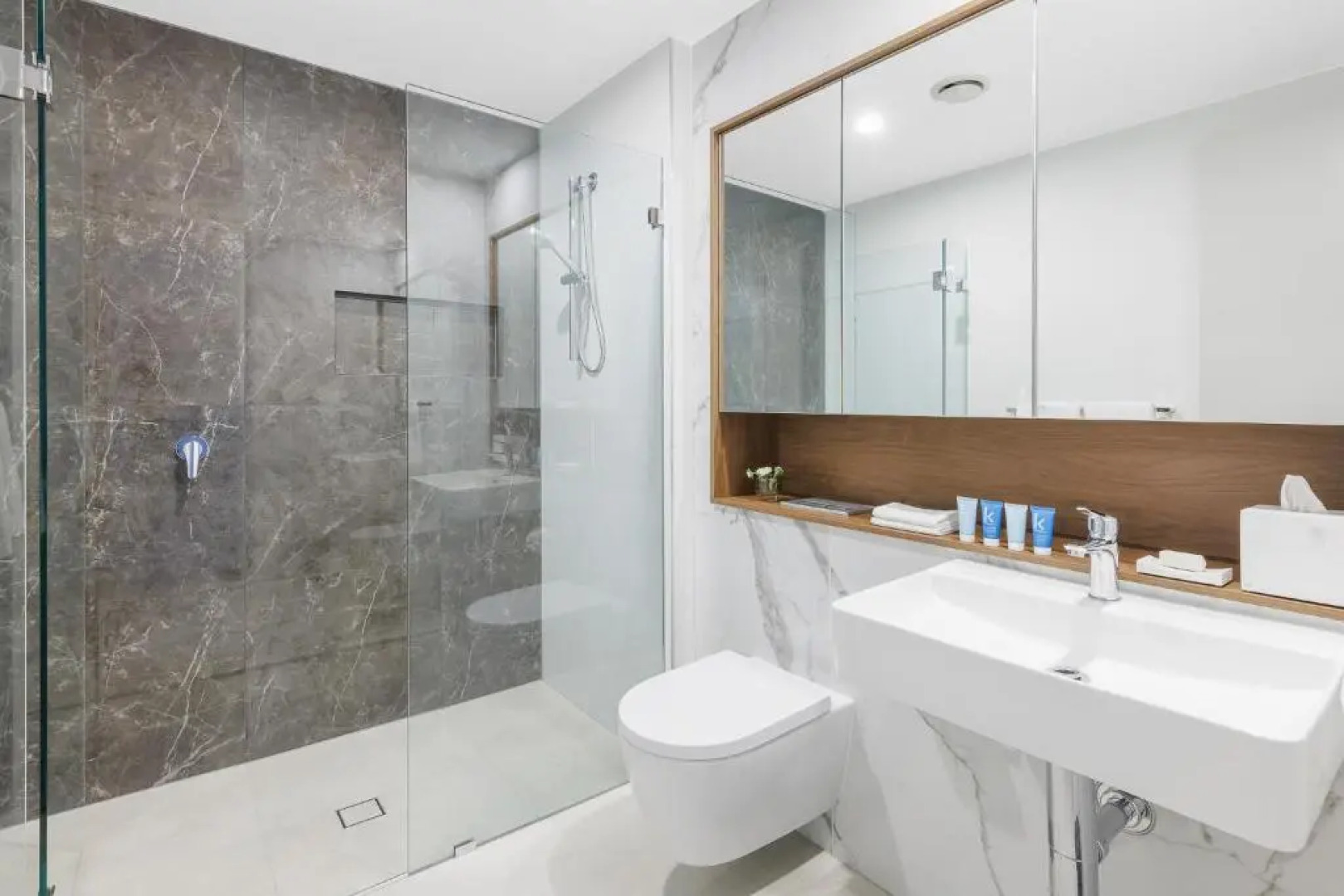 Meriton Suites Canberra