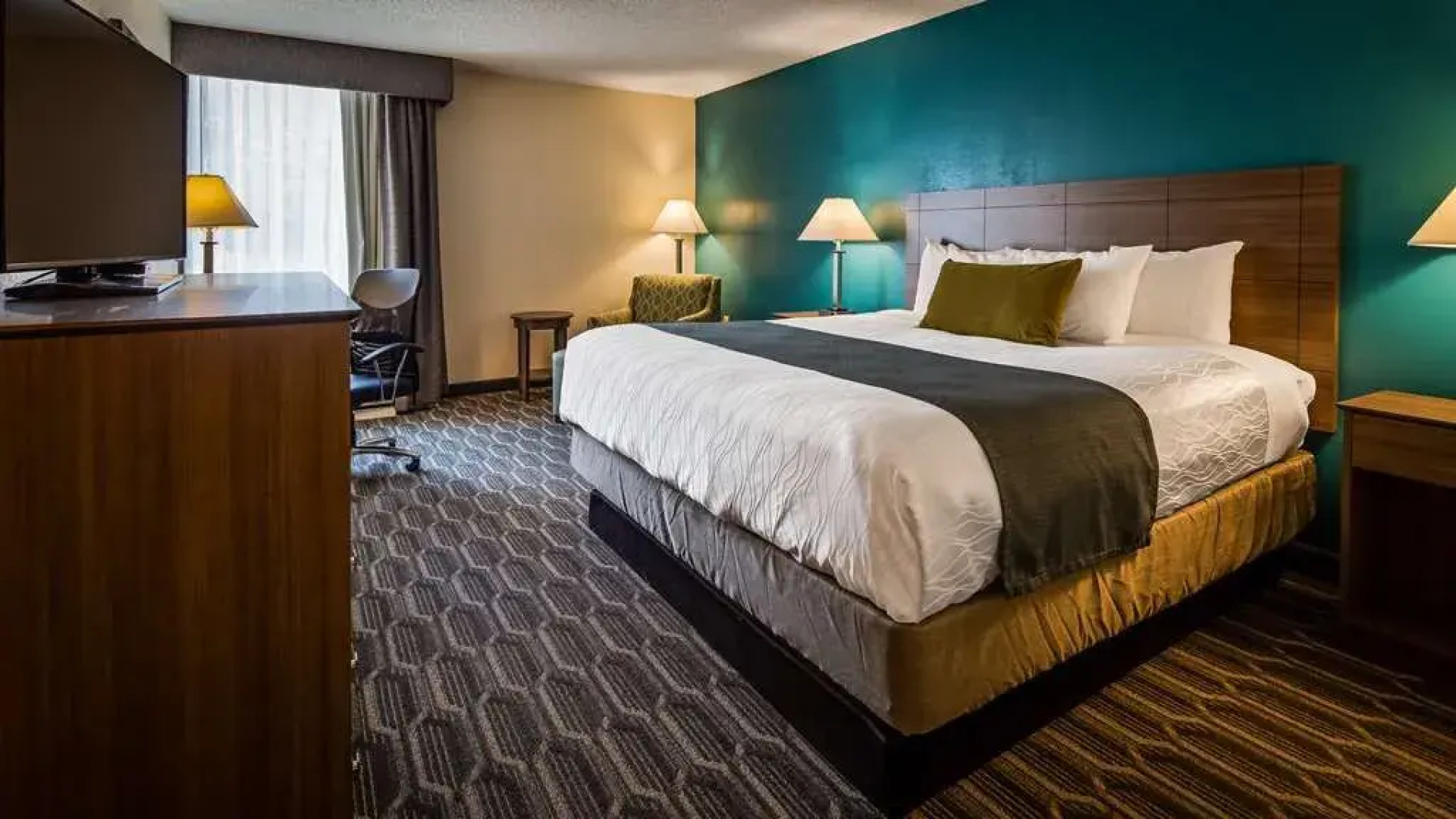 Best Western Yadkin Valley Inn & Suites