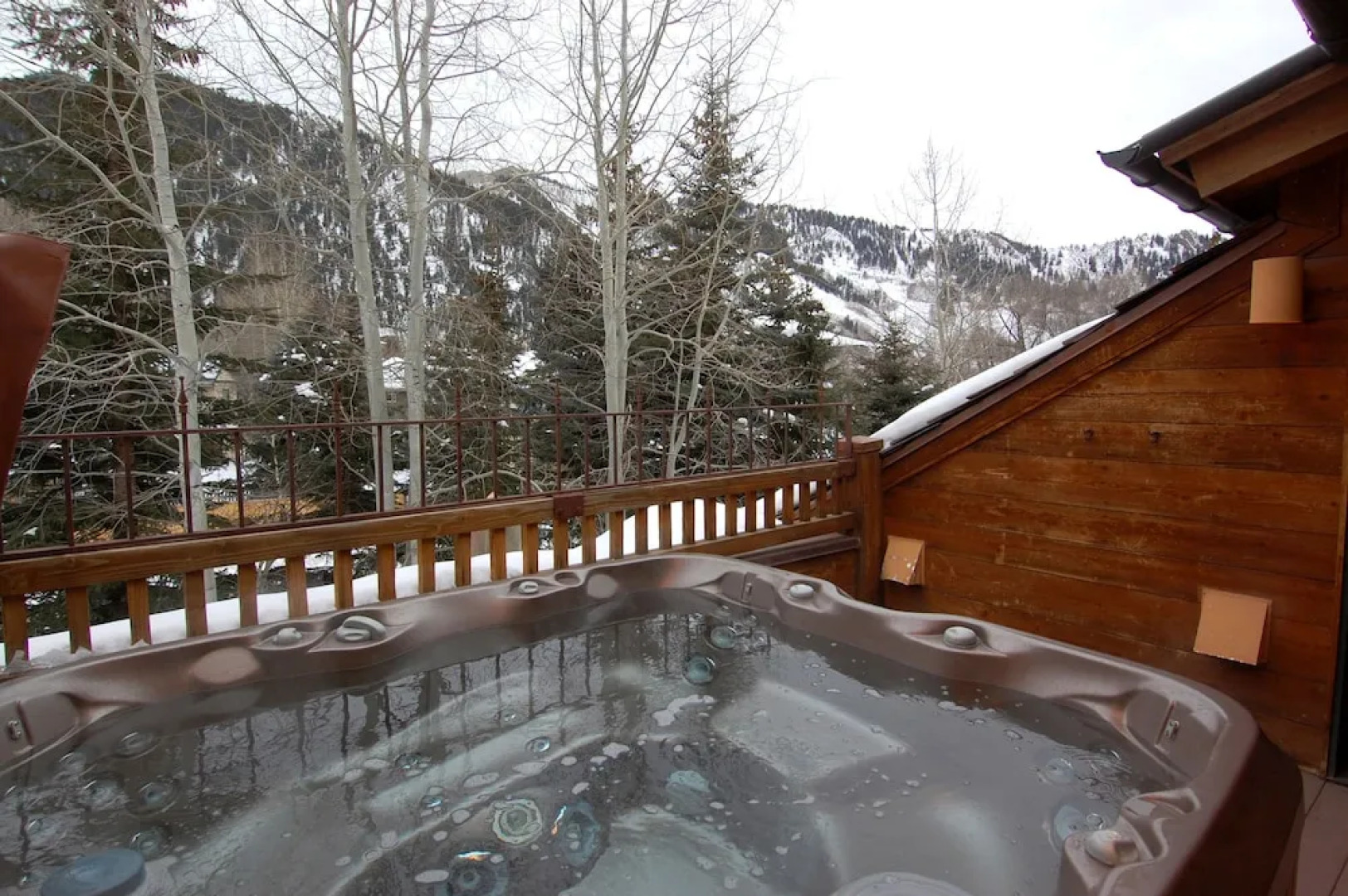 Frias Homes Of Aspen