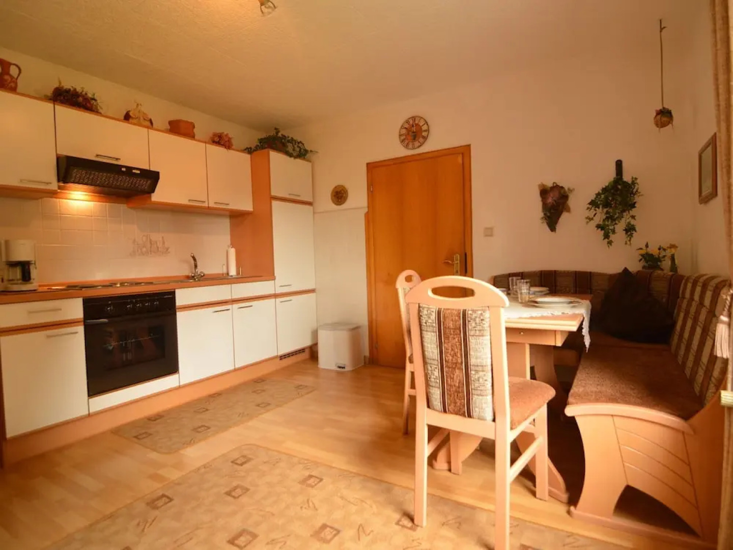 Spacious Apartment In Deudesfeld With Garden