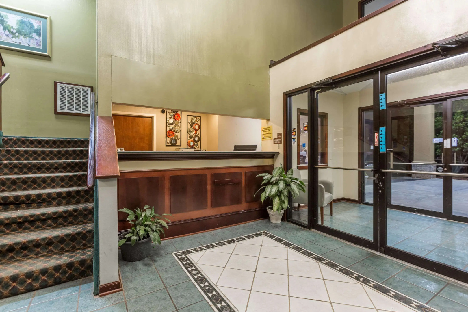 Super 8 by Wyndham Piedmont Greenville Area