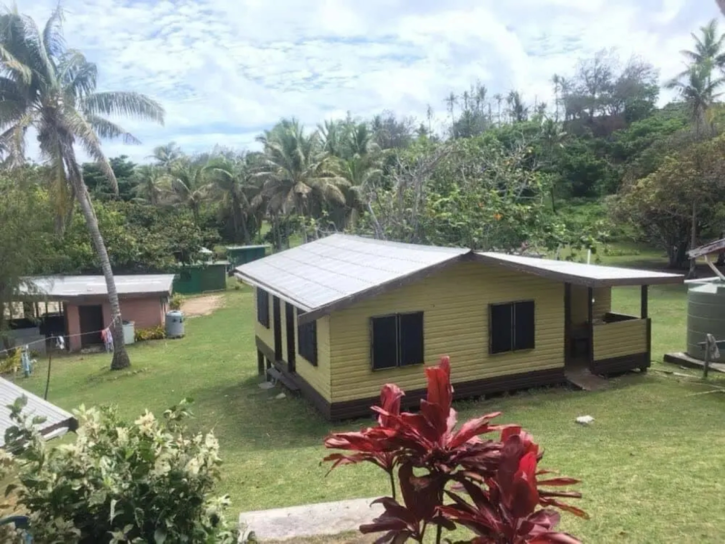Sunrise Lagoon Homestay