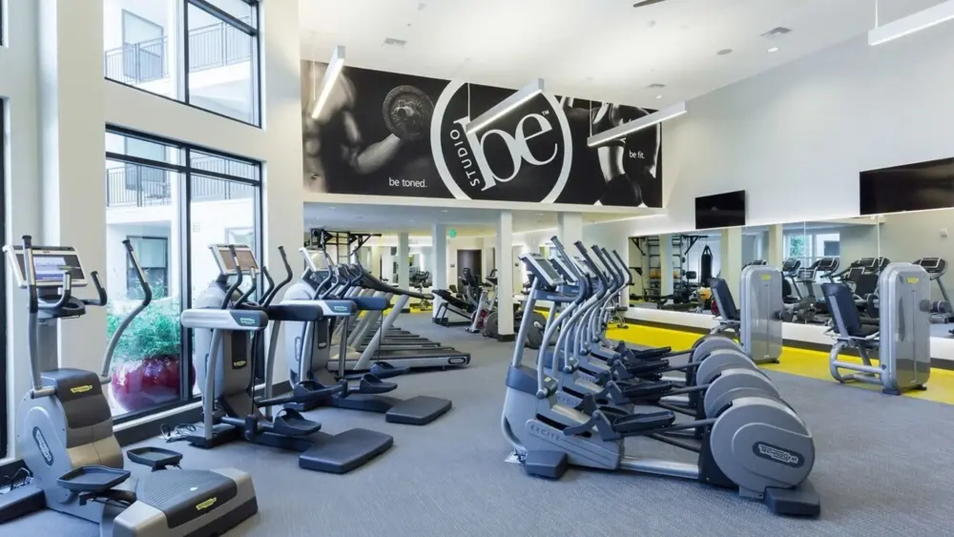 Global Luxury Suites Redwood City