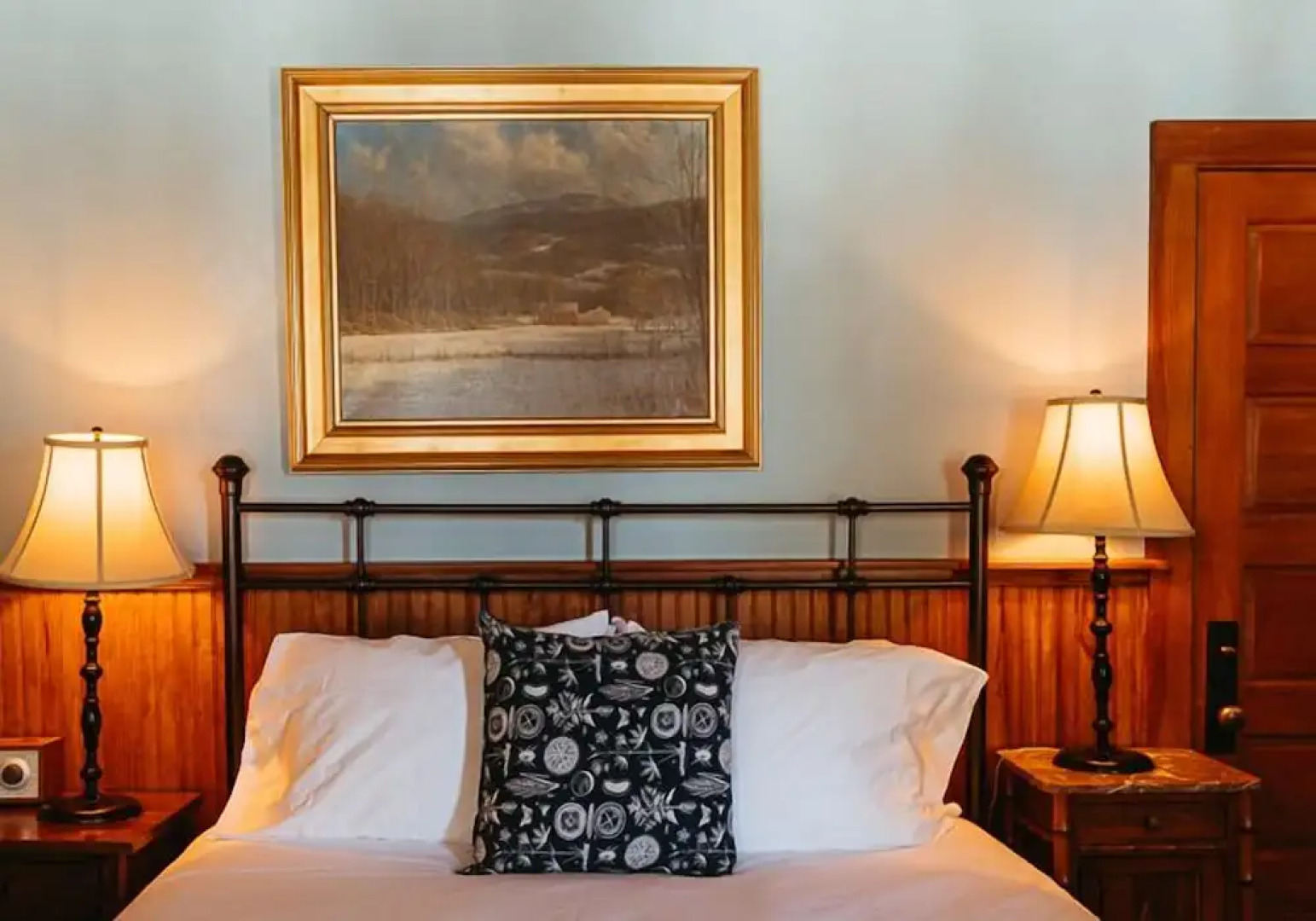 Deer Mountain Inn