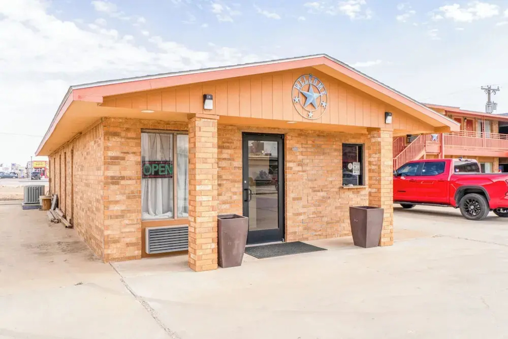 Crown Inn By OYO Denver Tx