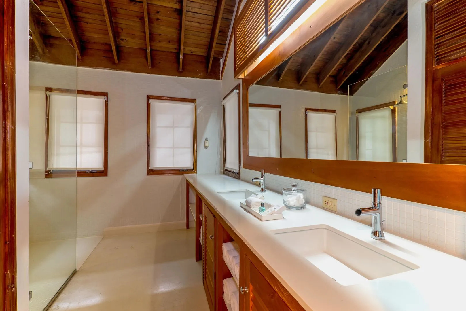 Idle Awhile The Villas