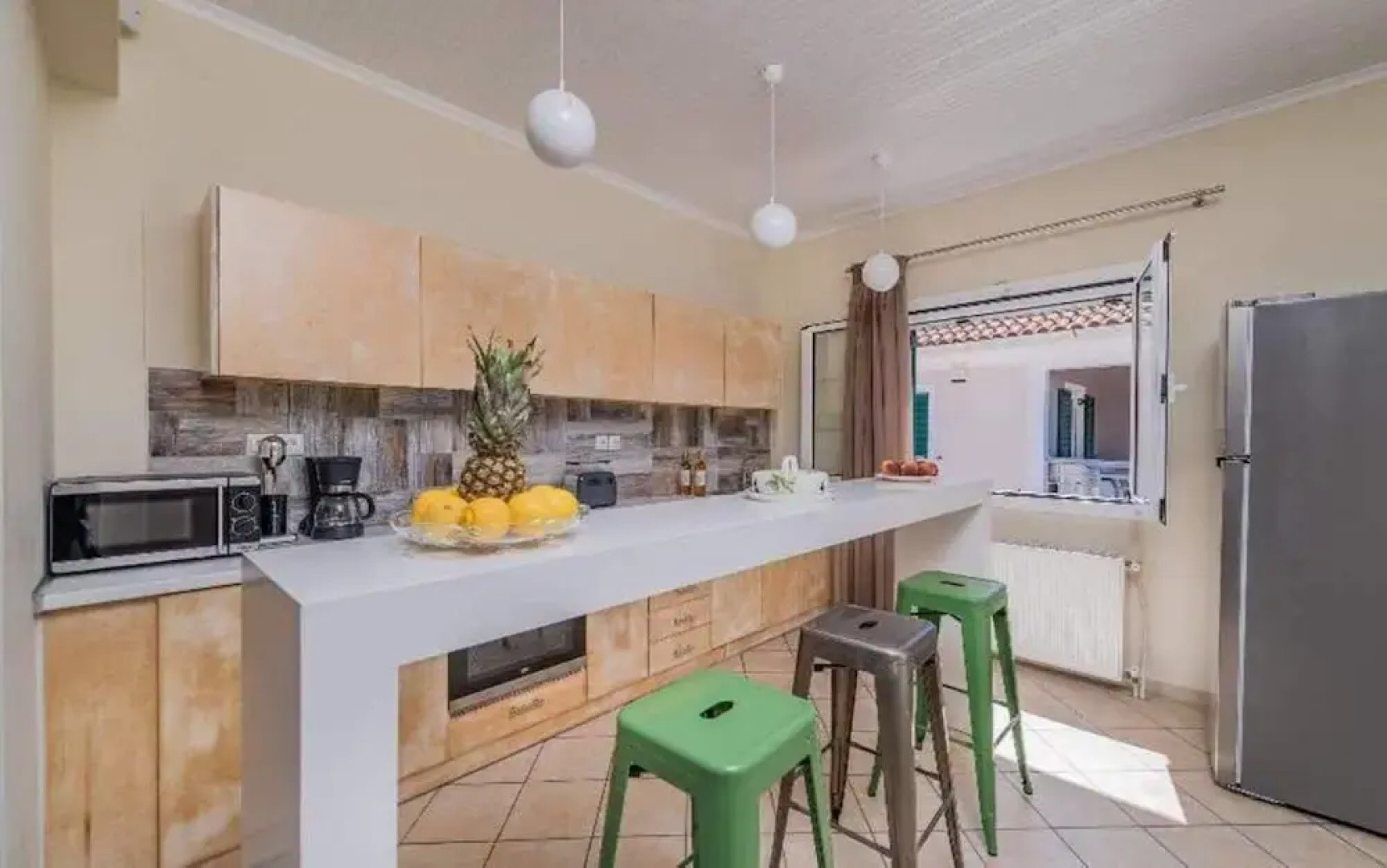 Madini Luxury villa with private Heated pool