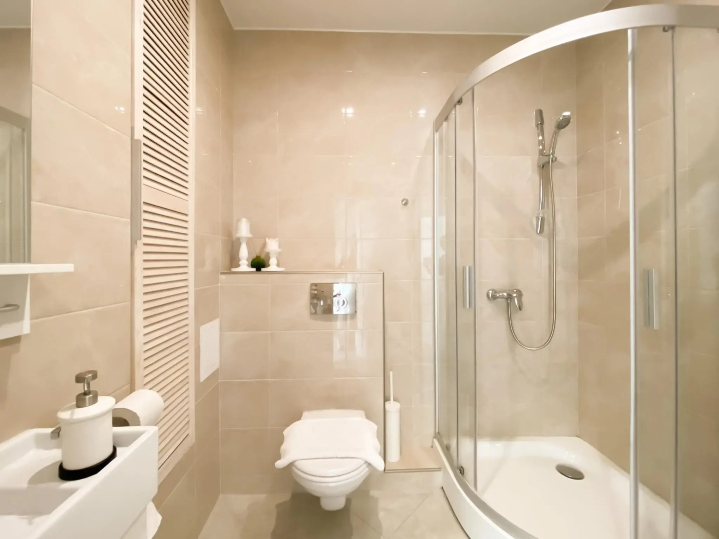 Апартаменты Скайлайт у Московских Ворот на улице Заставская 46 корпус 2