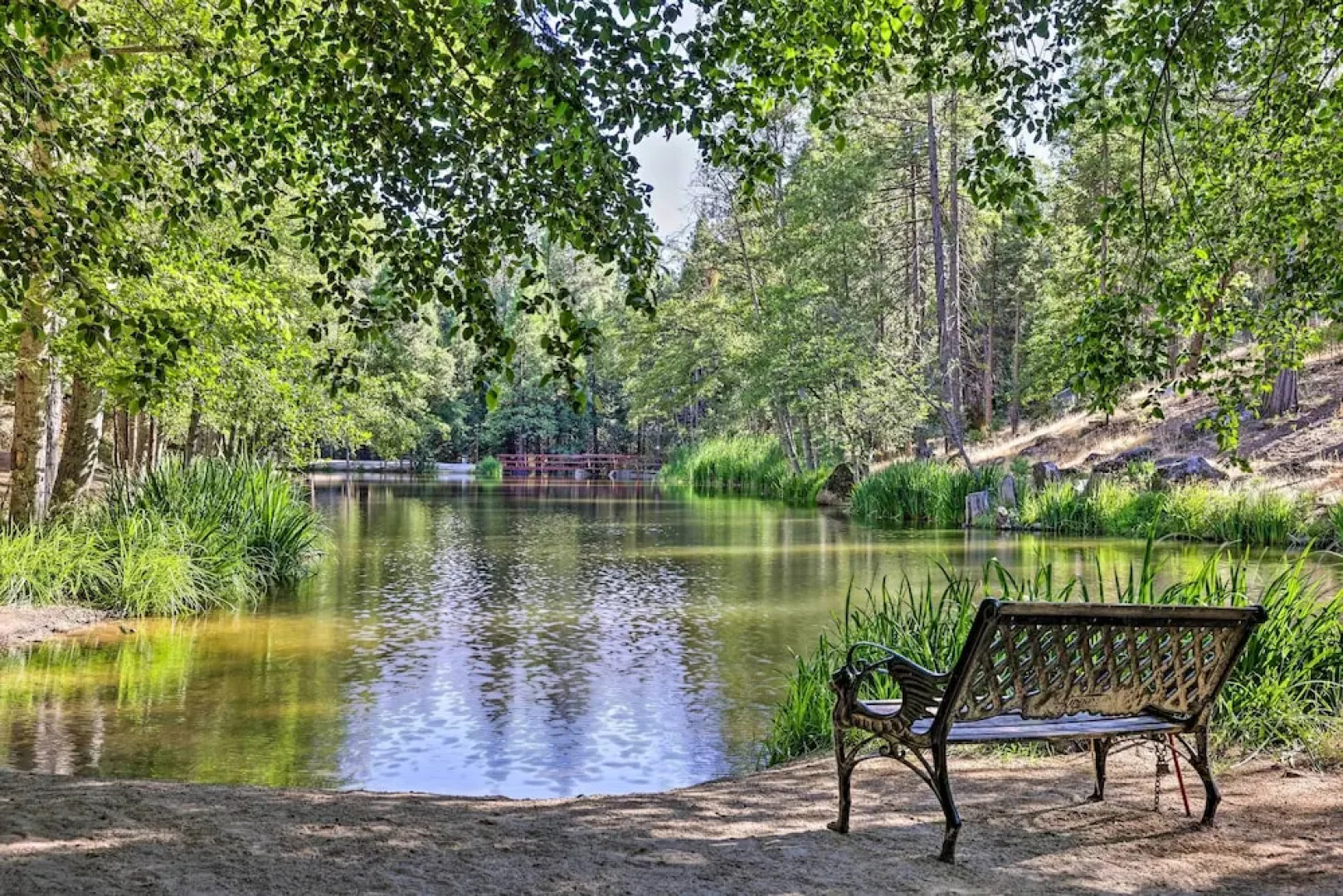 Game Room & Patio: Picturesque Home in Sonora