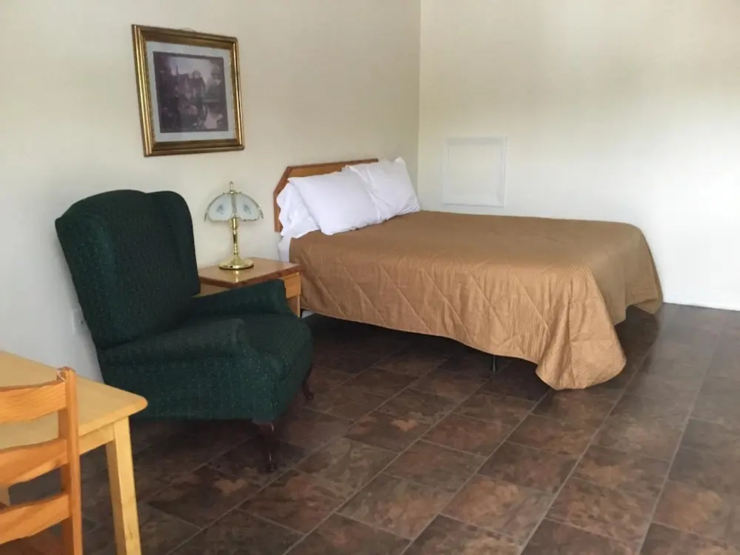 Fort Road Motel