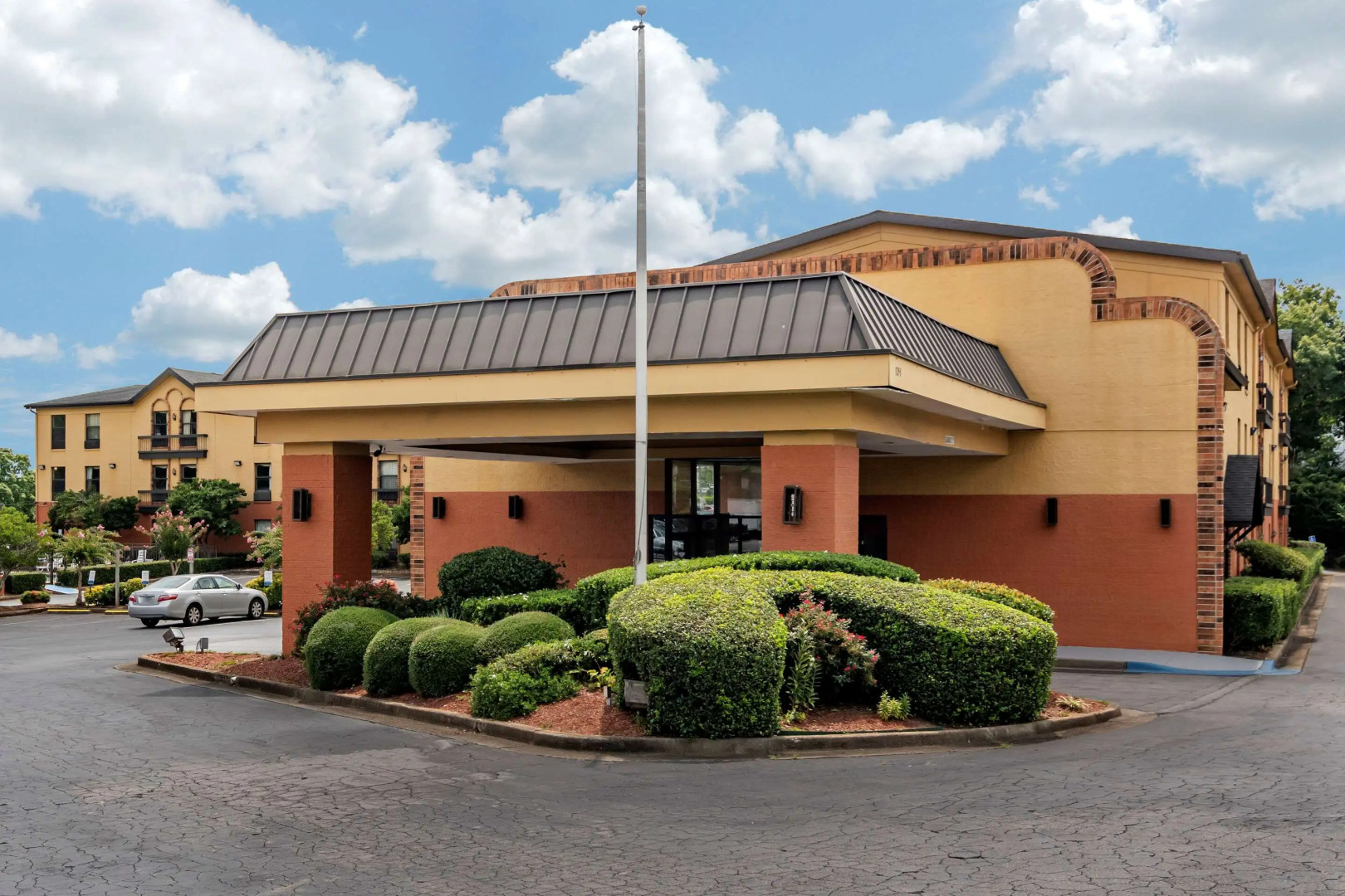 Quality Inn Marietta near Dobbins ARB