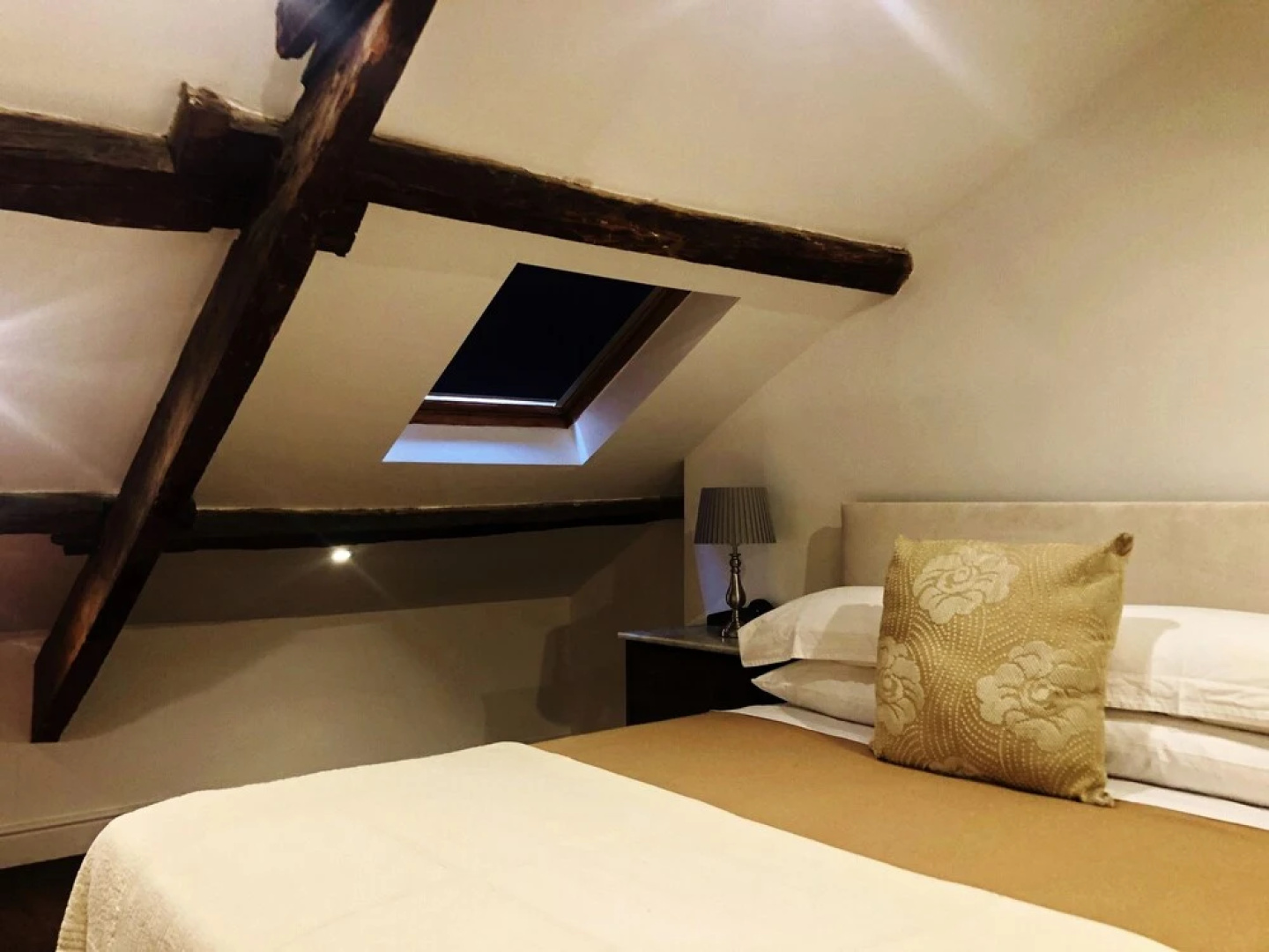 Greys House - A Warm Welcome to the Brecon Beacons