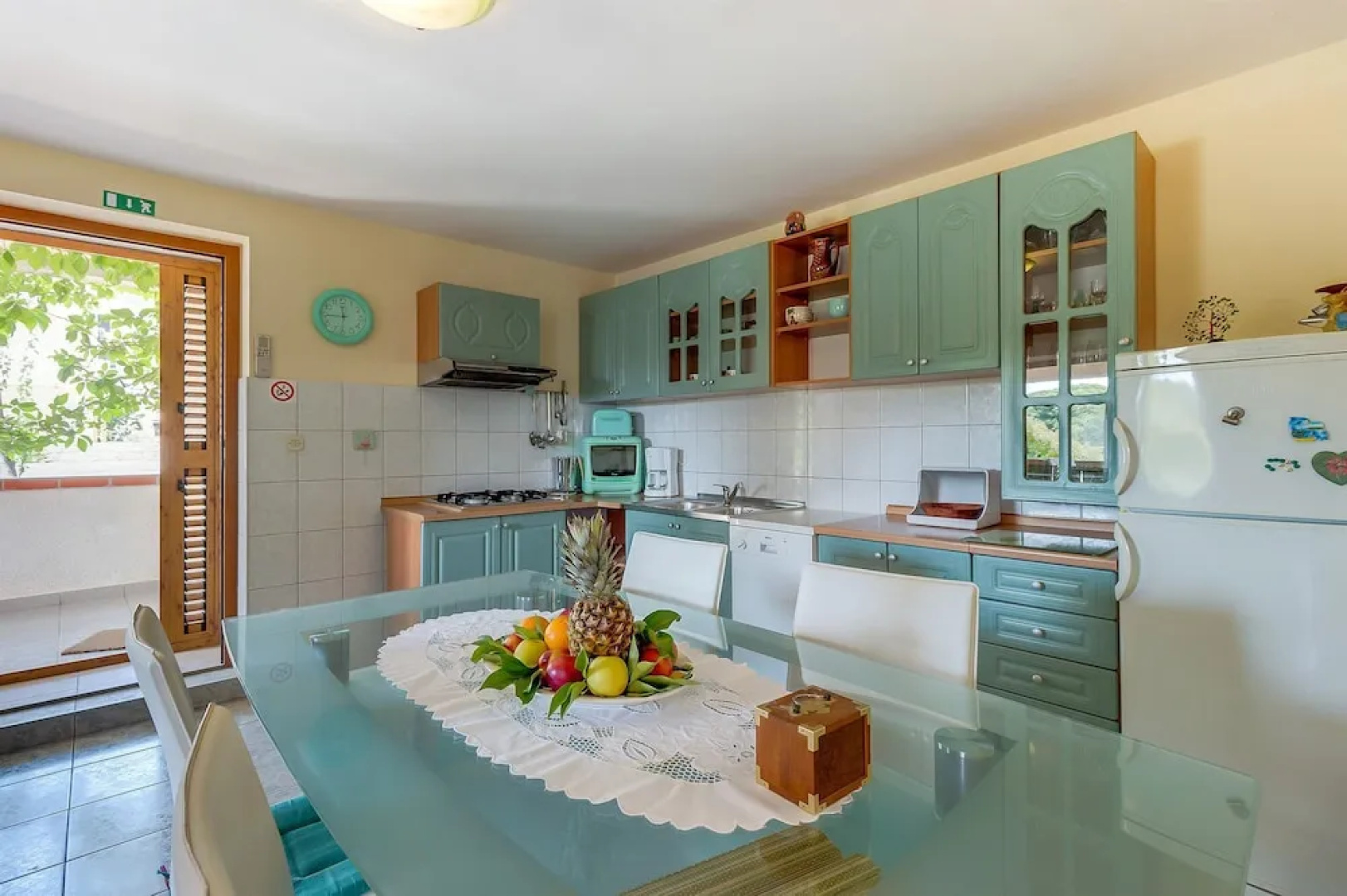 Apartments and Room Rukonic