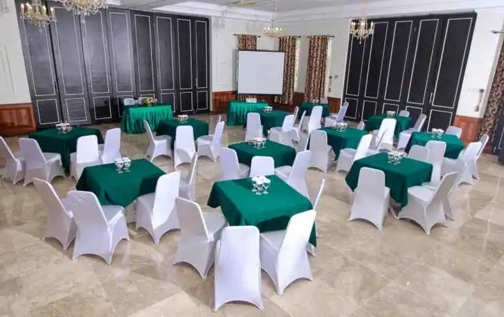 Bandar Narita Hotel