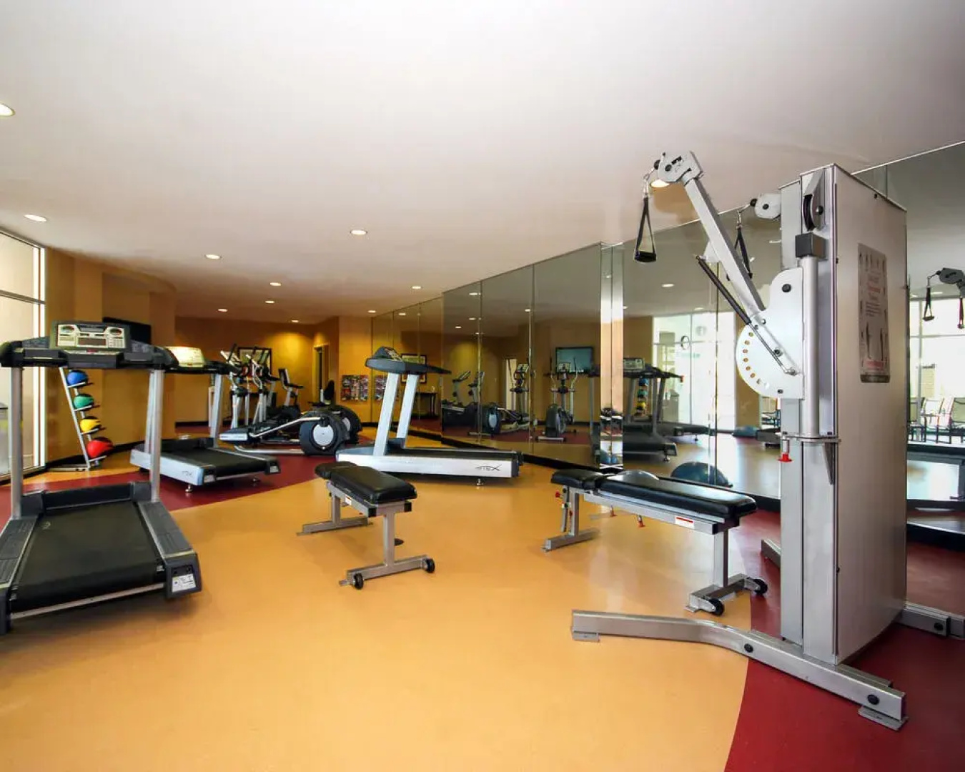Cambria Suites Akron/Canton Airport