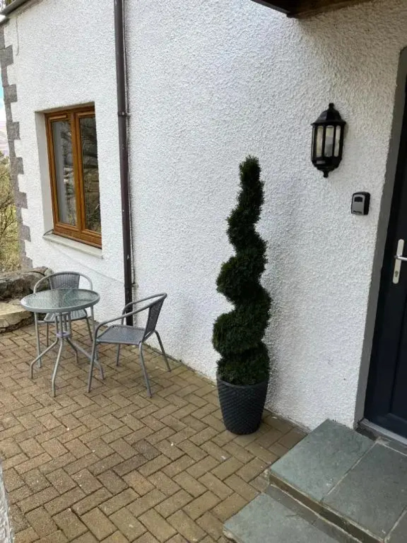 Tigh Stobban Apartment 1