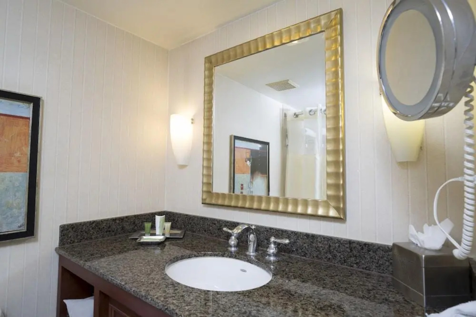 Crowne Plaza Ontario