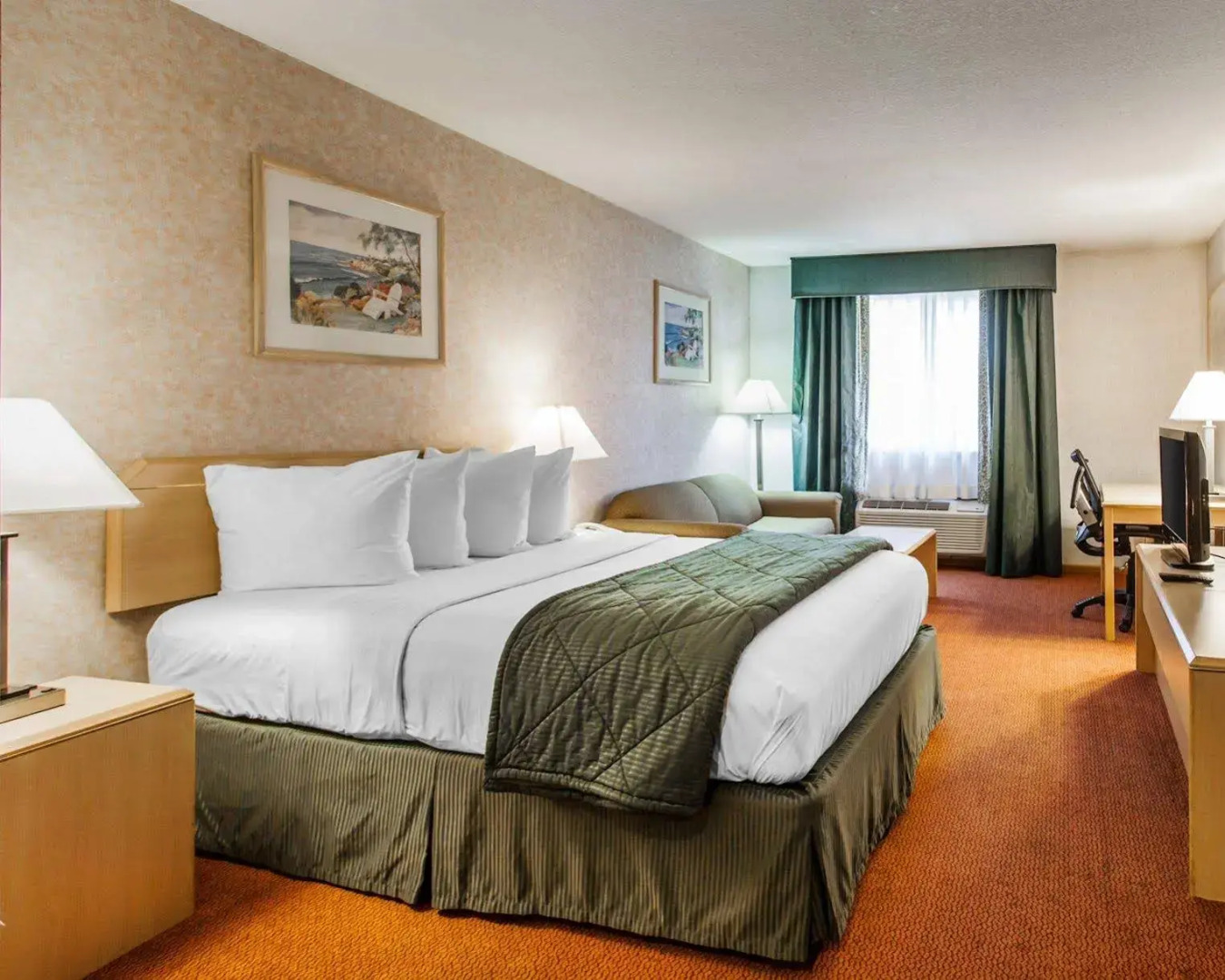 Quality Inn & Suites Vancouver North