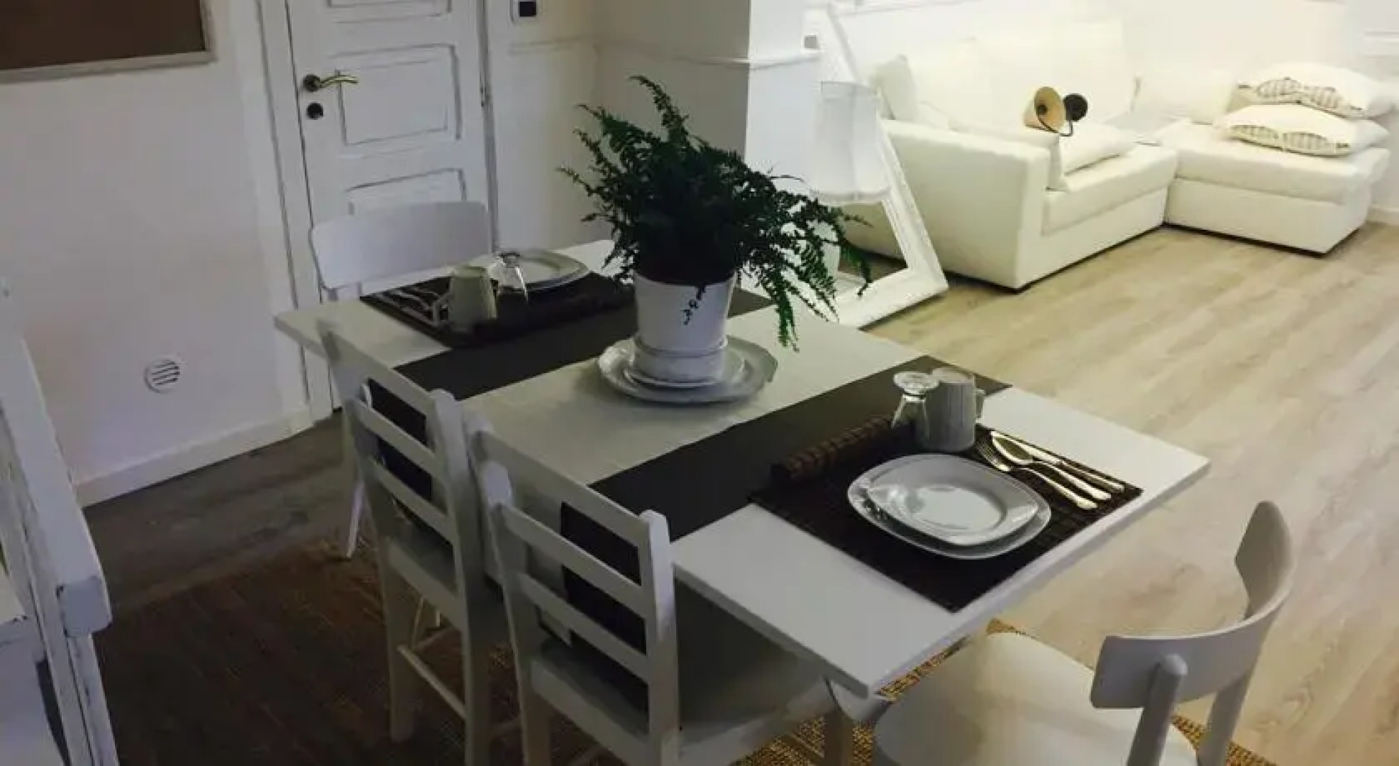 White House Holiday home