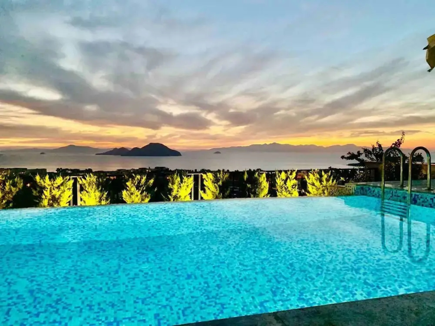 Bodrum - 5 Bedrooms Villa With Heated Pool