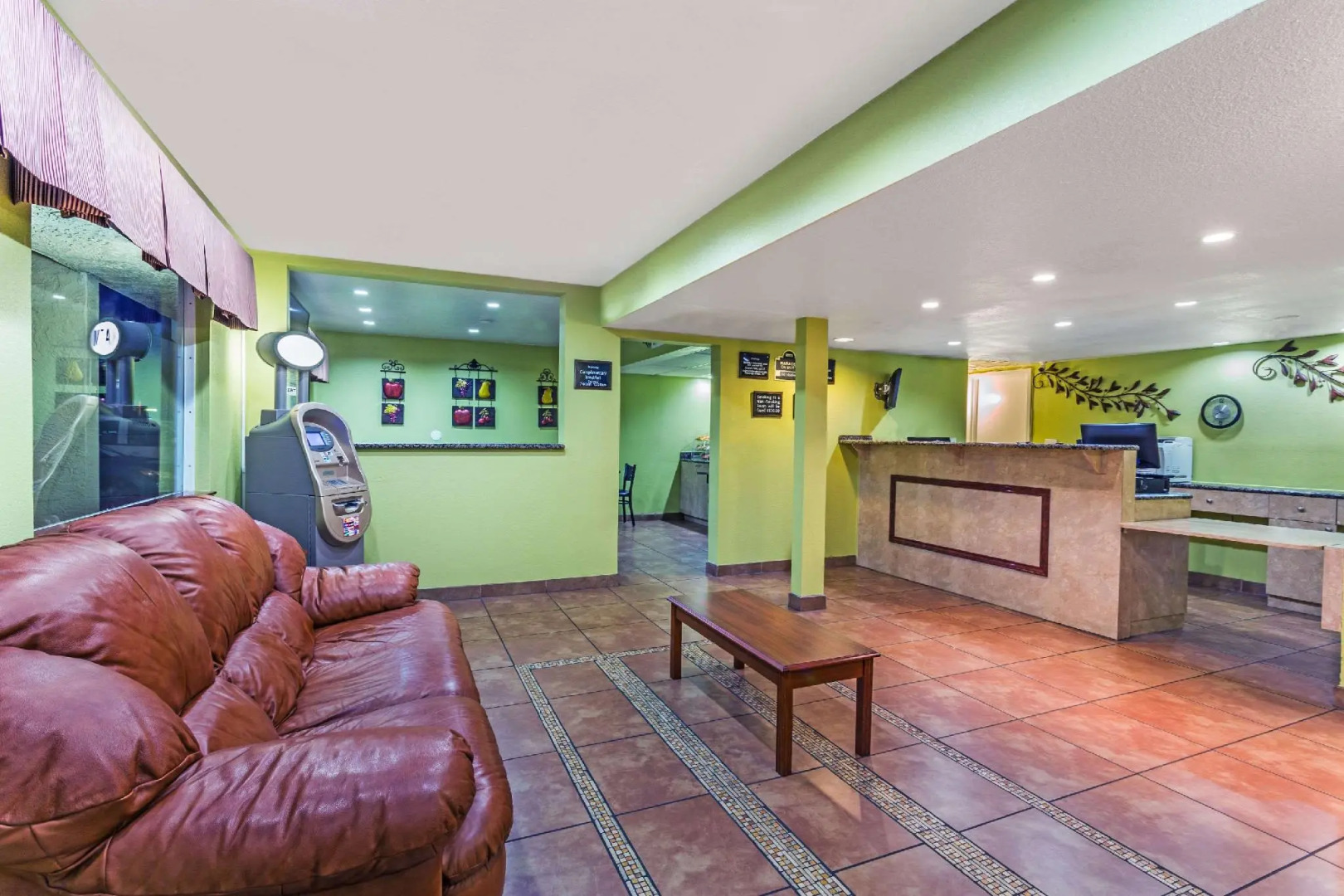 Motel 6 Riviera Beach, FL