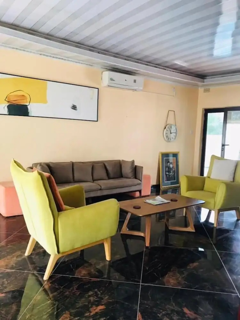 Kanyi Guest House